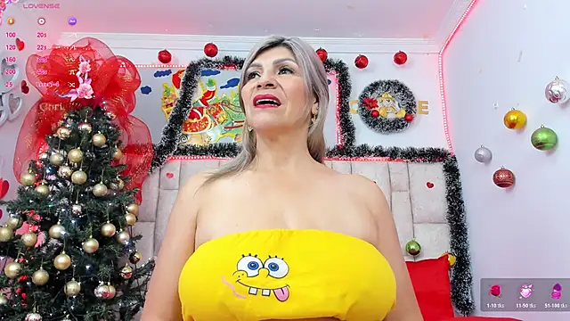 Snapshot of Celeste_Lincon chatting on 12.03.25 Celeste Lincon online show from 12.03.25