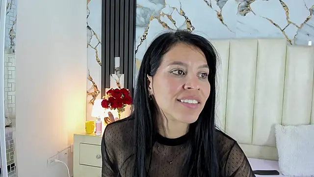 lulumars online show from 03.10.25