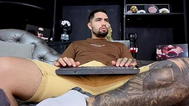 matteosantos online show from 11.13.25