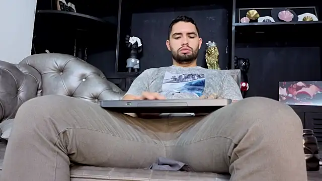 matteosantos online show from 11.30.25