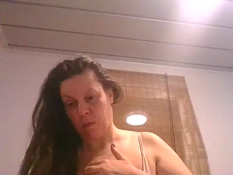 fulloferotic online show from 04.18.26