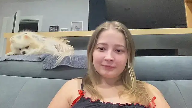 CharmingSarah online show from 09.17.25