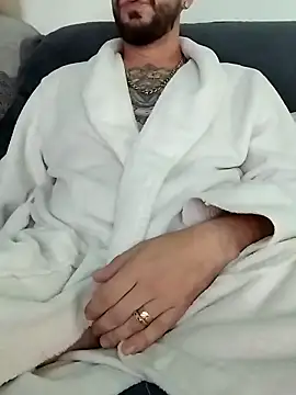 LoGaNfree88 online show from 12.02.25