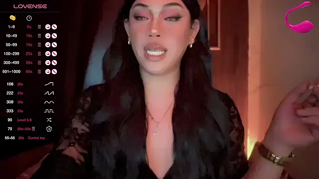 Snapshot of madam_agnes1 chatting on 10.22.25 madam agnes1 online show from 10.22.25