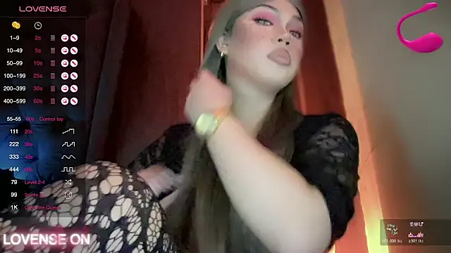 Snapshot of madam_agnes1 chatting on 11.04.25 madam agnes1 online show from 11.04.25