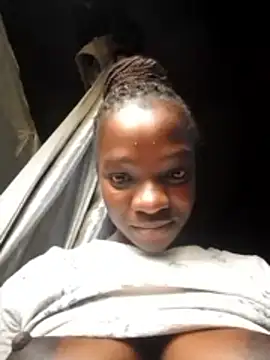 Snapshot of shape30 chatting on 12.22.25 shape30 online show from 12.22.25