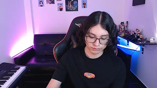 Snapshot of malik_harrison__ chatting on 02.07.25 malik harrison   online show from 02.07.25