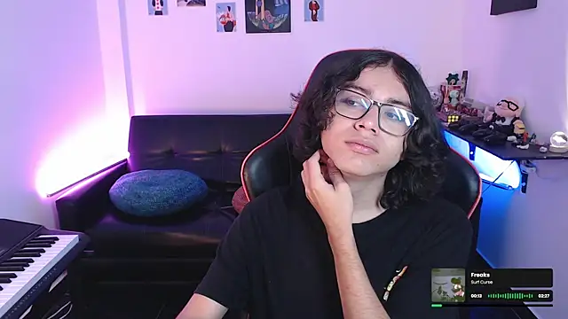 Snapshot of malik_harrison__ chatting on 02.24.25 malik harrison   online show from 02.24.25