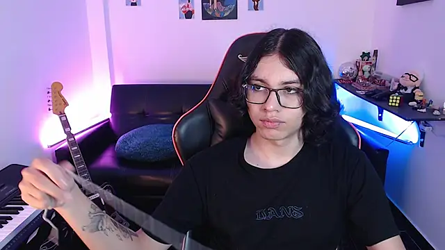 Snapshot of malik_harrison__ chatting on 03.06.25 malik harrison   online show from 03.06.25