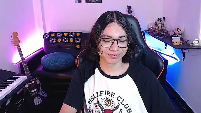 Snapshot of malik_harrison__ chatting on 03.15.25 malik harrison   online show from 03.15.25