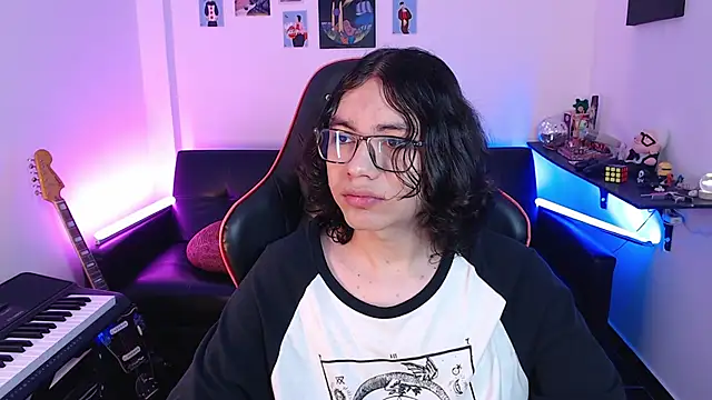 Snapshot of malik_harrison__ chatting on 03.18.25 malik harrison   online show from 03.18.25