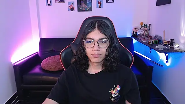 Snapshot of malik_harrison__ chatting on 09.10.25 malik harrison   online show from 09.10.25