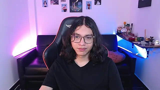 Snapshot of malik_harrison__ chatting on 09.19.25 malik harrison   online show from 09.19.25