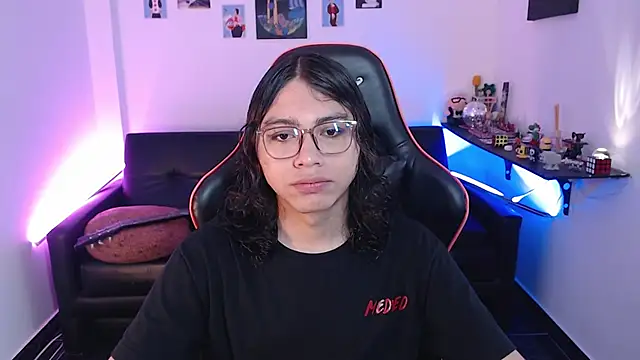 Snapshot of malik_harrison__ chatting on 10.31.25 malik harrison   online show from 10.31.25