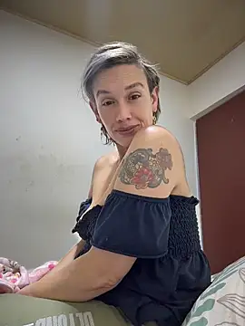 sexymarilyncolombia online show from 05.13.26
