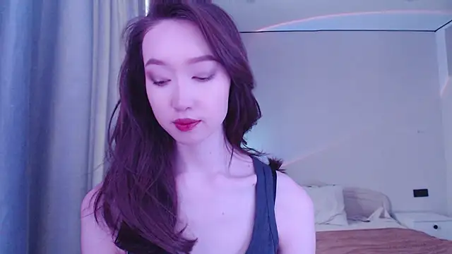 Snapshot of _luna_022 chatting on 12.20.24 luna 022 online show from 12.20.24