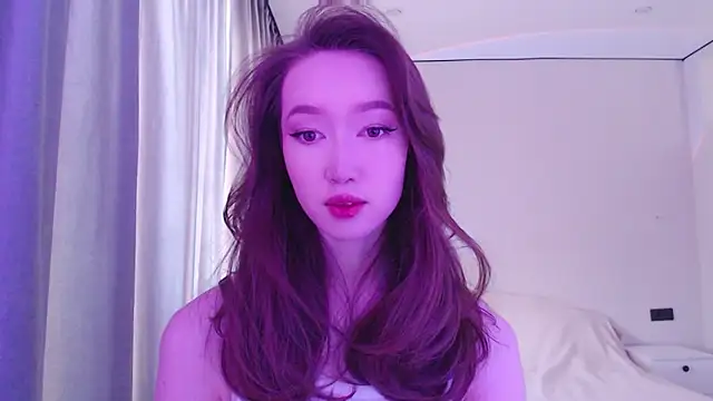 Snapshot of _luna_022 chatting on 12.21.24 luna 022 online show from 12.21.24