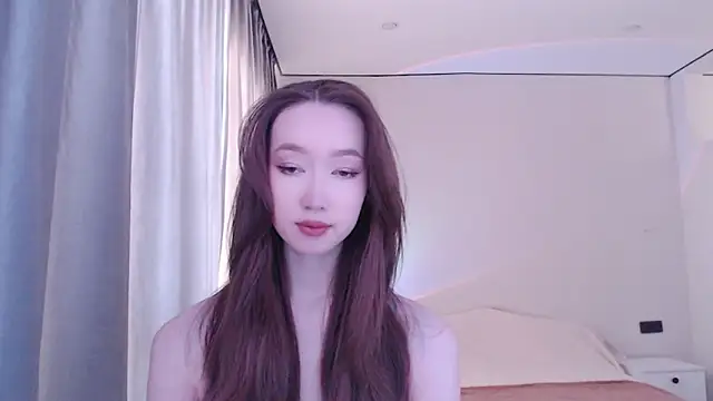 Snapshot of _luna_022 chatting on 12.26.24 luna 022 online show from 12.26.24