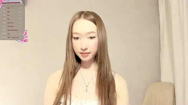 Snapshot of _luna_022 chatting on 03.20.25 luna 022 online show from 03.20.25