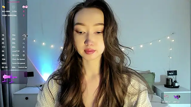 Snapshot of _luna_022 chatting on 10.12.25 luna 022 online show from 10.12.25