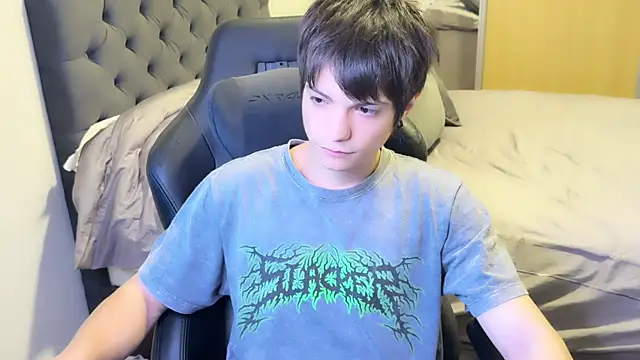 SasukeUhchiaa online show from 02.26.25