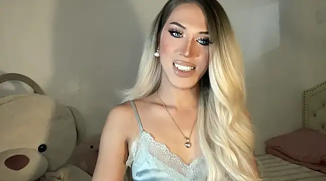 Ts glamxxxx online show from 02.02.25