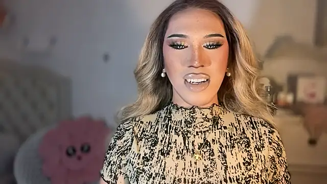 Ts glamxxxx online show from 10.24.25