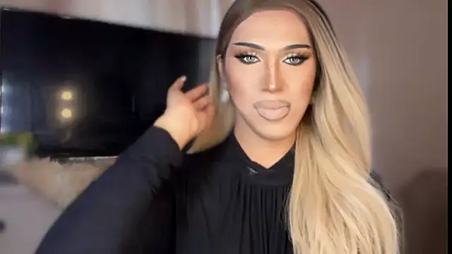 Ts glamxxxx online show from 03.12.26