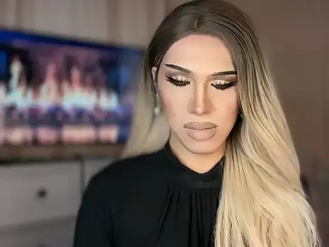 Ts glamxxxx online show from 04.19.26