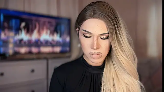 Ts glamxxxx online show from 04.21.26