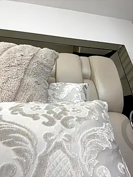 ALISSON FOXXX1 online show from 11.21.25