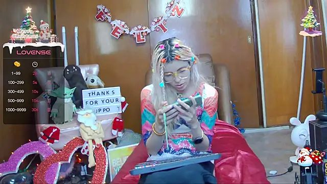 Skinygirl online show from 12.15.24