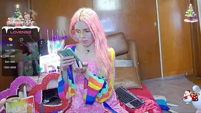 Skinygirl online show from 01.18.25