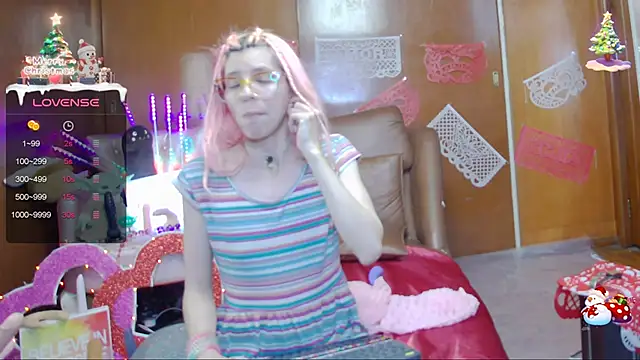 Skinygirl online show from 02.05.25