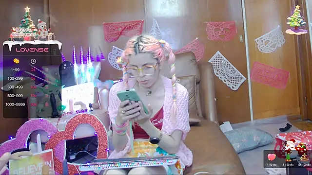 Skinygirl online show from 02.07.25