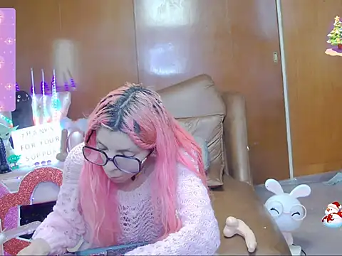 Skinygirl online show from 09.09.25