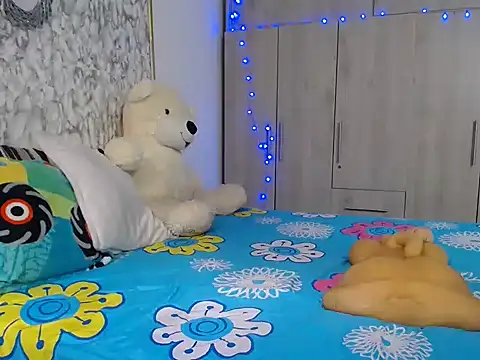 agatfox online show from 12.20.25