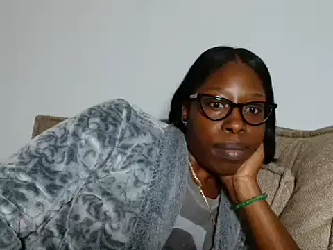 MadamIndigo online show from 11.19.25