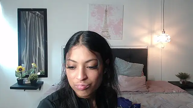 vaness weet online show from 12.26.24