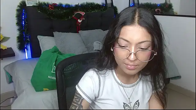 vaness weet online show from 12.21.25