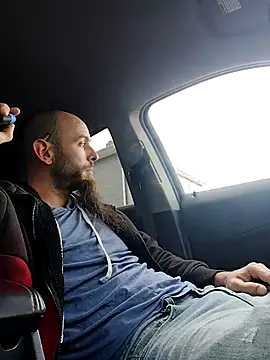 JohnnyFaster online show from 10.11.25