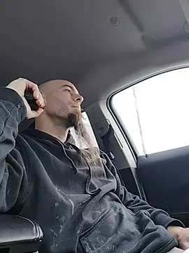 Snapshot of JohnnyFaster chatting on 01.19.26 JohnnyFaster online show from 01.19.26