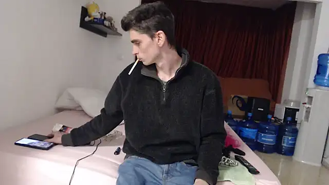 Snapshot of OnlySolovicio chatting on 11.27.25 OnlySolovicio online show from 11.27.25