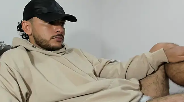 tuyo1995 online show from 12.16.24