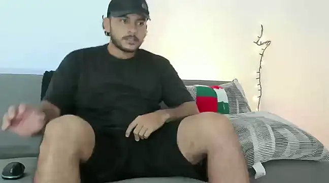 tuyo1995 online show from 12.28.24