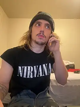 Snapshot of trippyski chatting on 01.31.25 trippyski online show from 01.31.25