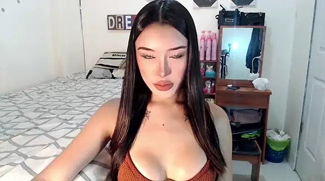 wiggle nibble online show from 12.12.24