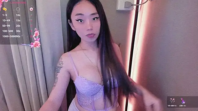 MissAyaCollins online show from 02.02.25