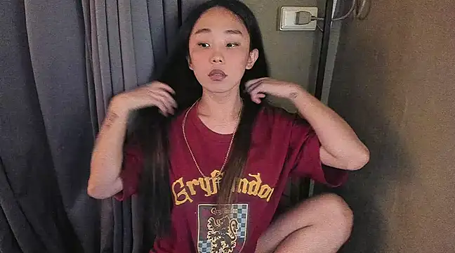 MissAyaCollins online show from 03.17.25