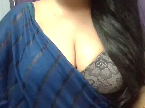 Snapshot of Roopshikha39 chatting on 05.03.26 Roopshikha39 online show from 05.03.26